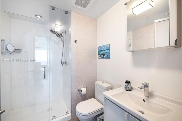 6799 Collins Ave LPH01 & LPH02, Miami Beach, FL 33141