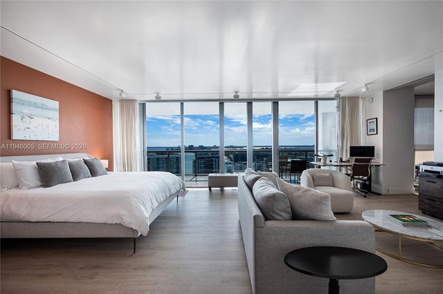 6799 Collins Ave LPH01 & LPH02, Miami Beach, FL 33141