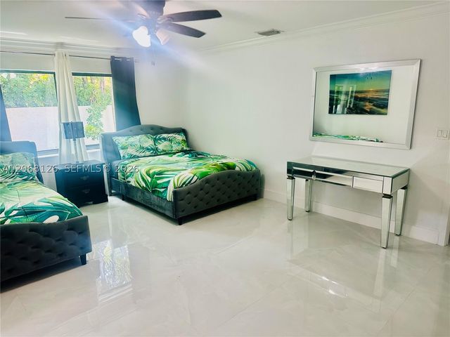 11351 SW 26th St, Miami, FL 33165