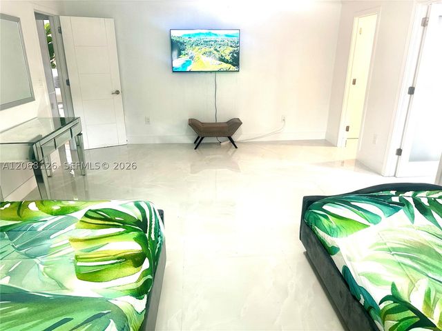 11351 SW 26th St, Miami, FL 33165