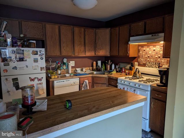 716 WOODHOLLOW DR, Marlton, NJ 08053