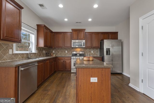 35 Paddle Boat Cove, Senoia, GA 30276