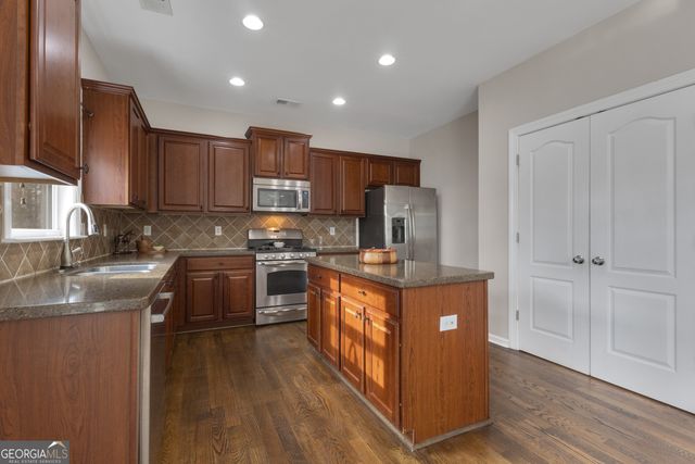 35 Paddle Boat Cove, Senoia, GA 30276