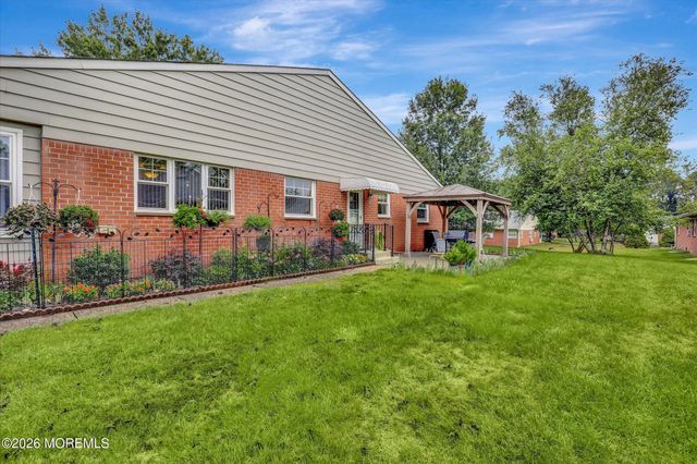 1 Salem Drive B, Whiting, NJ 08759