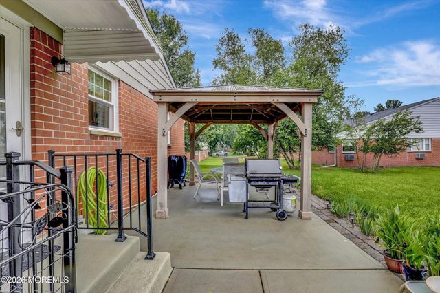 1 Salem Drive B, Whiting, NJ 08759