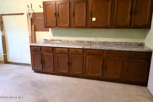 1 Salem Drive B, Whiting, NJ 08759