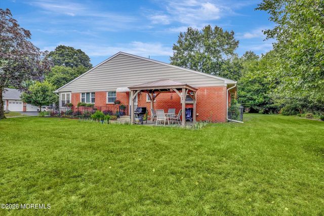 1 Salem Drive B, Whiting, NJ 08759