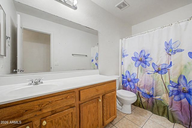 11574 W VOGEL Avenue, Youngtown, AZ 85363