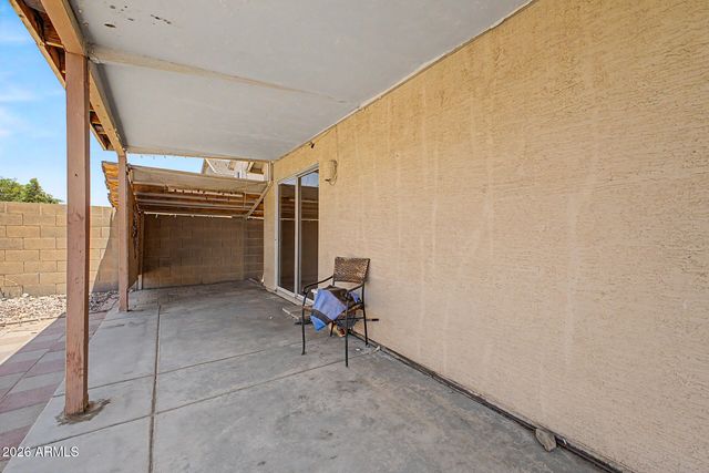 11574 W VOGEL Avenue, Youngtown, AZ 85363