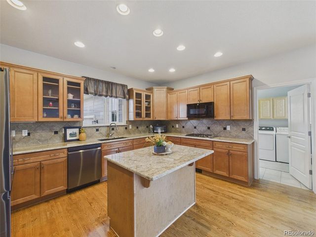 970 Inyokern Ct, Watkins, CO 80137