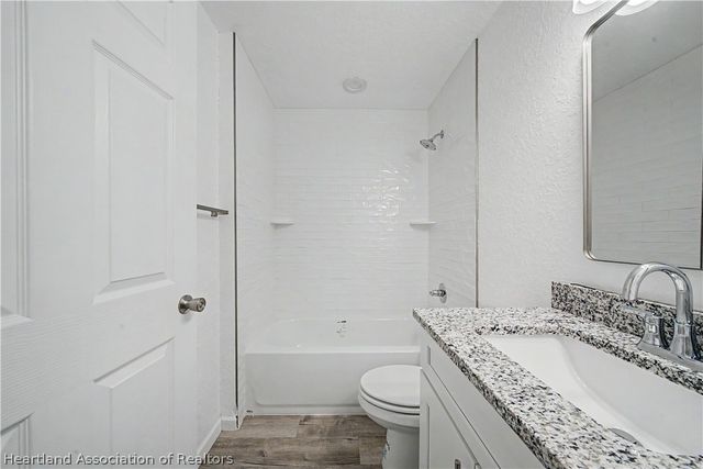 2721 W Exeter Road, Avon Park, FL 33825