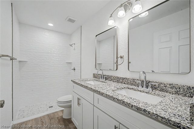 2721 W Exeter Road, Avon Park, FL 33825