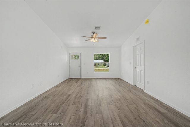 2721 W Exeter Road, Avon Park, FL 33825