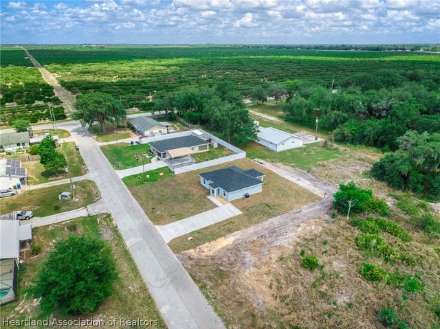 2721 W Exeter Road, Avon Park, FL 33825