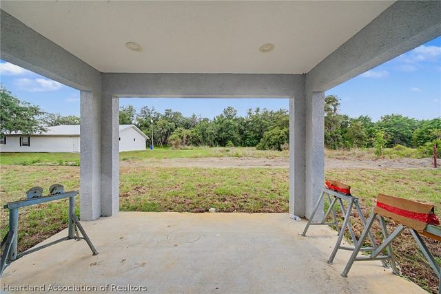 2721 W Exeter Road, Avon Park, FL 33825