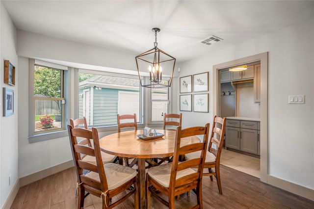 1911 Stebbins Drive, Houston, TX 77043