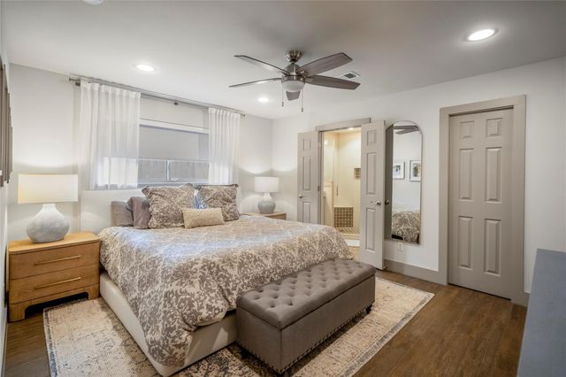 1911 Stebbins Drive, Houston, TX 77043