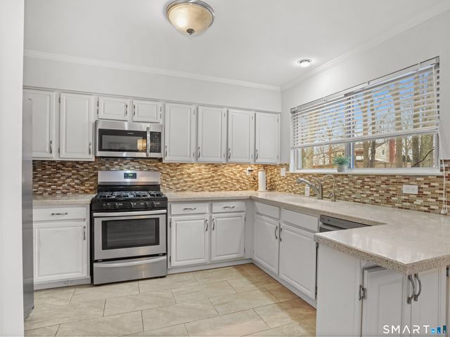 178 Sunrise Hill Road 178, Norwalk, CT 06851