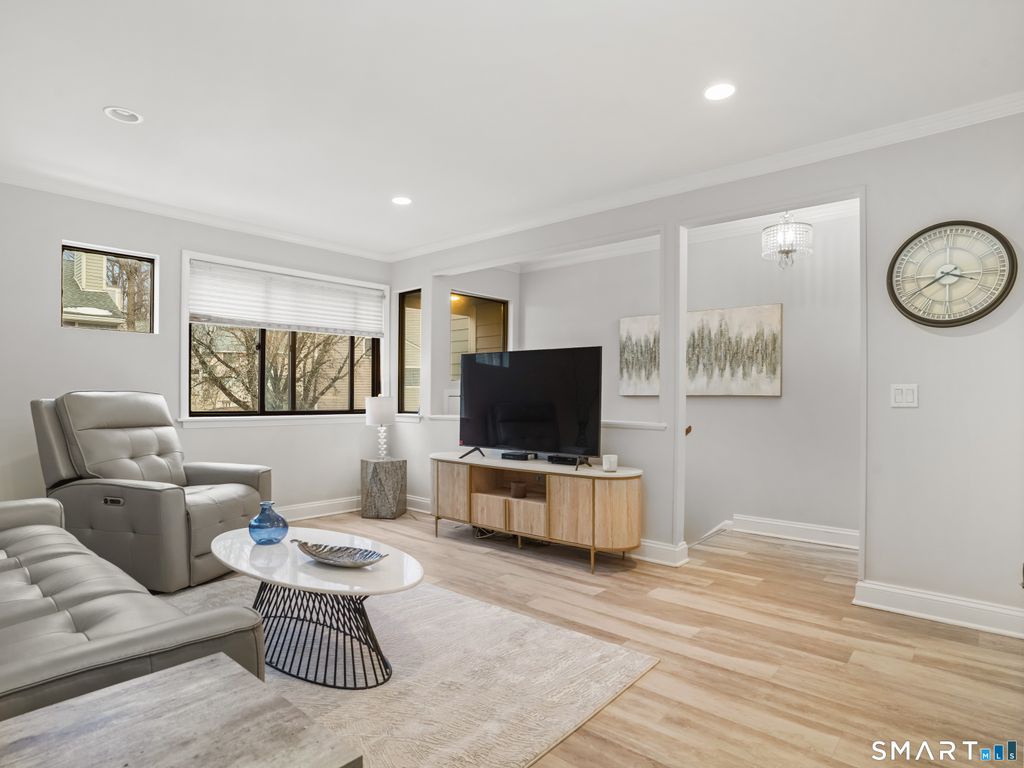 178 Sunrise Hill Road 178, Norwalk, CT 06851