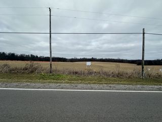 1 Southport RD, Mount Pleasant, TN 38474