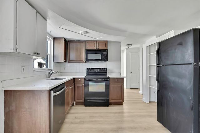 4841 MANOR DRIVE, New Port Richey, FL 34652