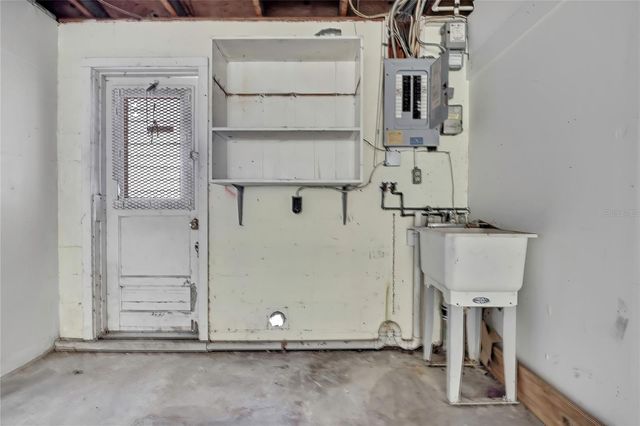 4841 MANOR DRIVE, New Port Richey, FL 34652