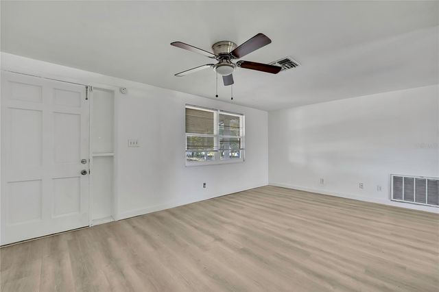 4841 MANOR DRIVE, New Port Richey, FL 34652