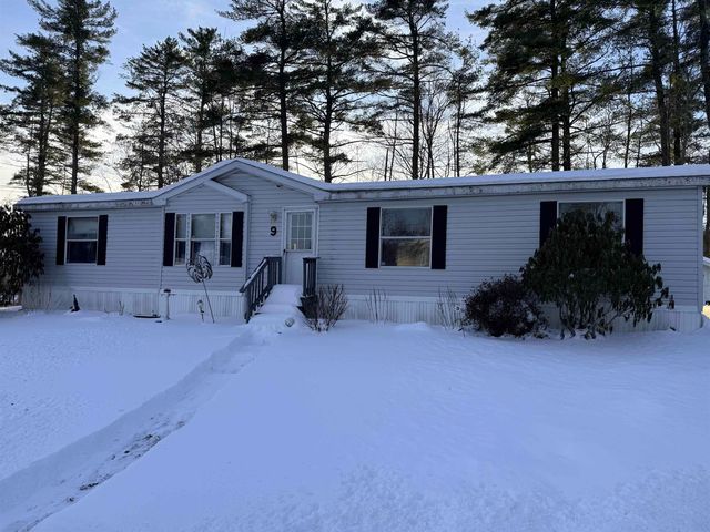 9 McCusker Place, Claremont, NH 03743