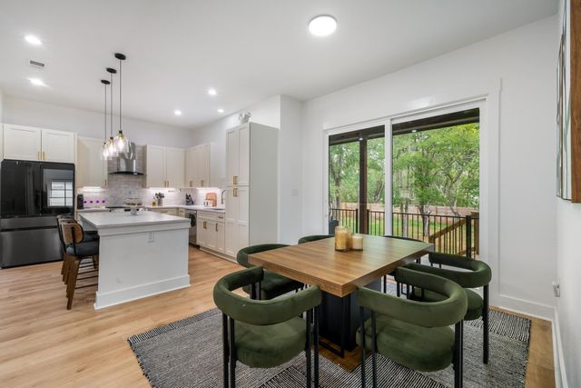 587 W Keanahalululu LN, Bastrop, TX 78602