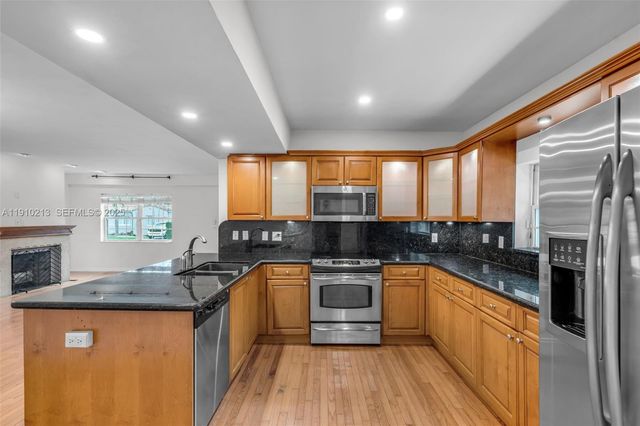 4416 SW 14th St, Miami, FL 33134