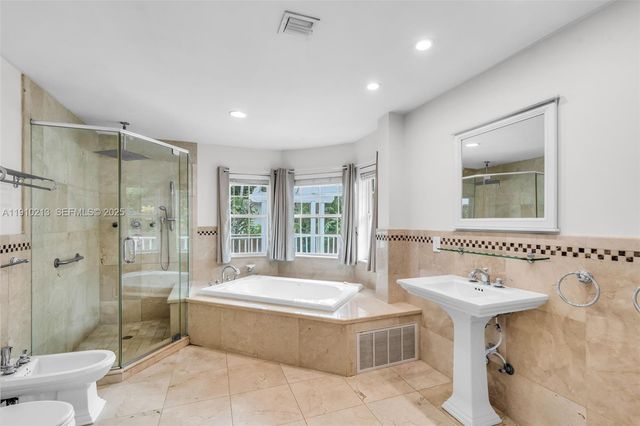 4416 SW 14th St, Miami, FL 33134