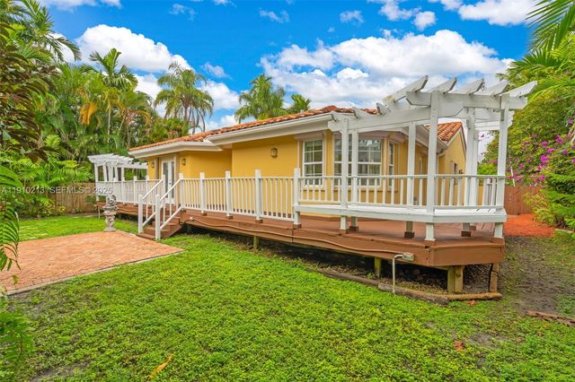 4416 SW 14th St, Miami, FL 33134