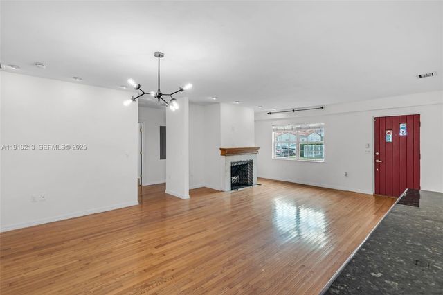 4416 SW 14th St, Miami, FL 33134