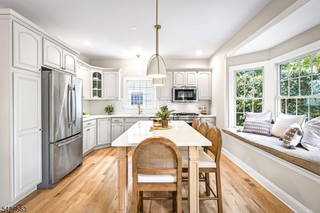 506 Codding Rd, Westfield Town, NJ 07090