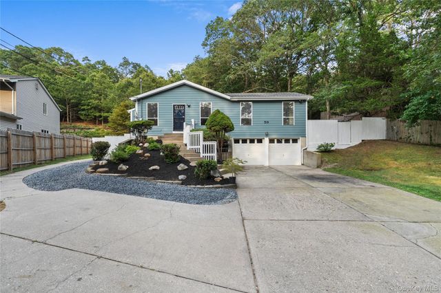 59 Breeze Avenue, Ronkonkoma, NY 11779