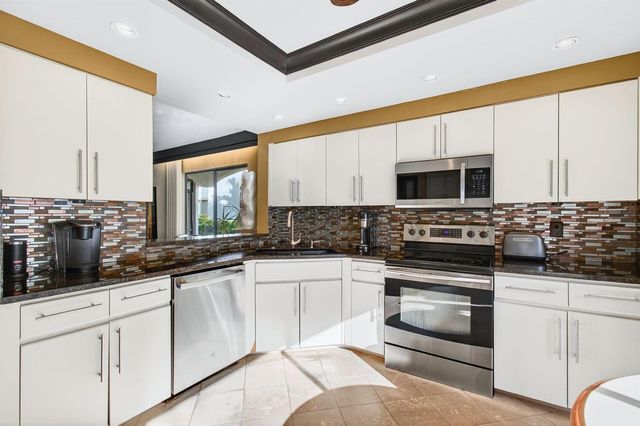 15321 Strathearn Drive 10902, Delray Beach, FL 33446