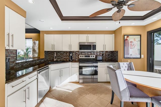 15321 Strathearn Drive 10902, Delray Beach, FL 33446