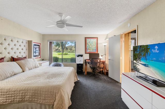 15321 Strathearn Drive 10902, Delray Beach, FL 33446