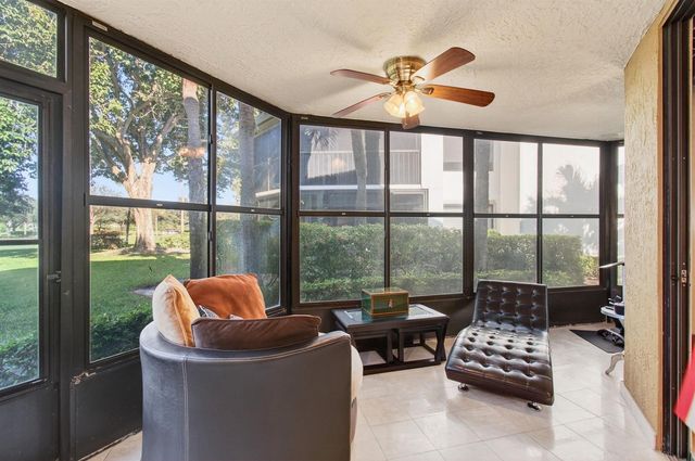 15321 Strathearn Drive 10902, Delray Beach, FL 33446