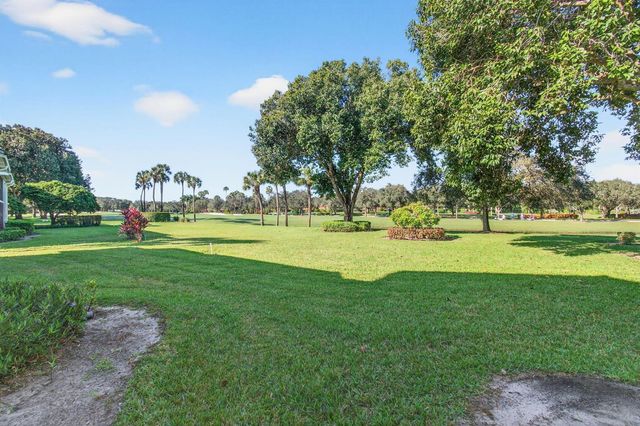 15321 Strathearn Drive 10902, Delray Beach, FL 33446