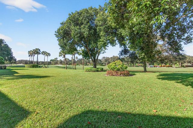 15321 Strathearn Drive 10902, Delray Beach, FL 33446