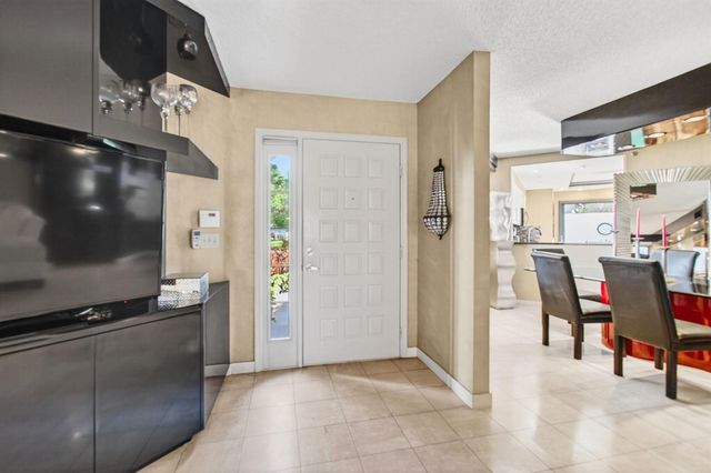 15321 Strathearn Drive 10902, Delray Beach, FL 33446