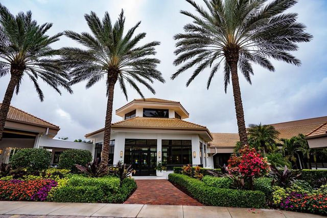 15321 Strathearn Drive 10902, Delray Beach, FL 33446