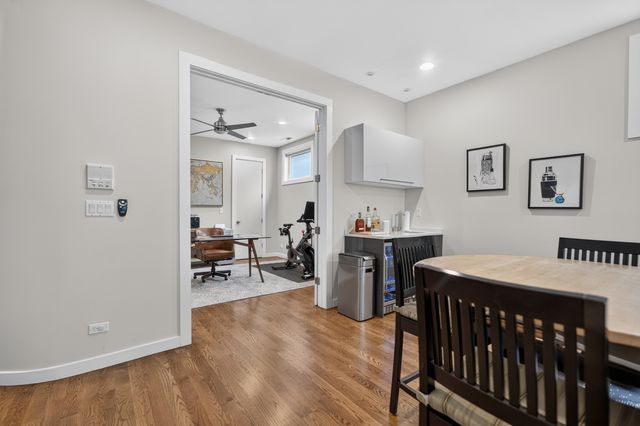 2012 W Shakespeare Avenue 1, Chicago, IL 60647