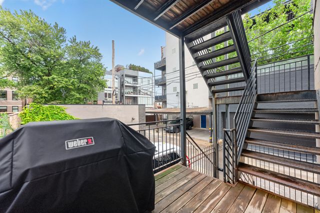 2012 W Shakespeare Avenue 1, Chicago, IL 60647