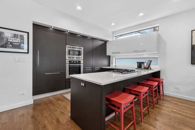 2012 W Shakespeare Avenue 1, Chicago, IL 60647