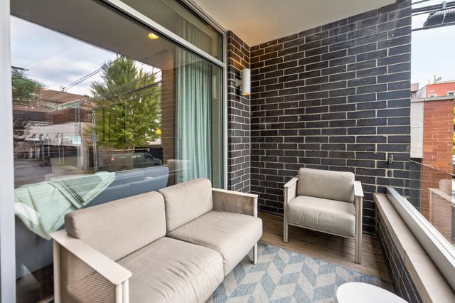 2012 W Shakespeare Avenue 1, Chicago, IL 60647