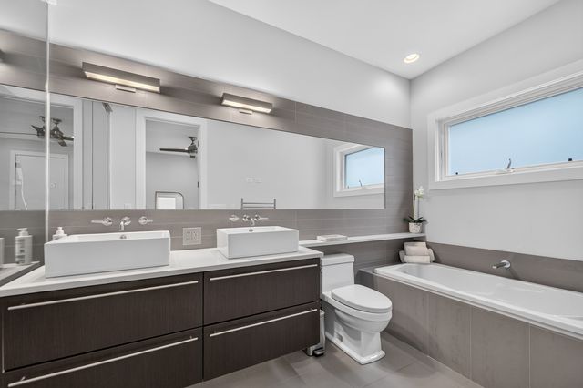 2012 W Shakespeare Avenue 1, Chicago, IL 60647