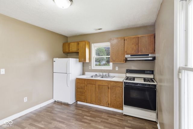 1224 W 13th Street, Anderson, IN 46016