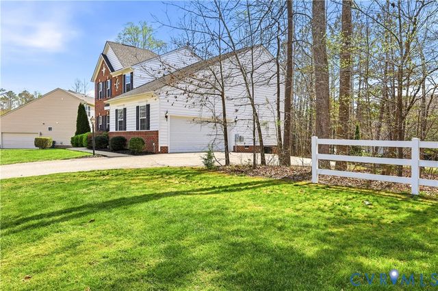 5225 Timsbury Pointe Dr, Chester, VA 23831